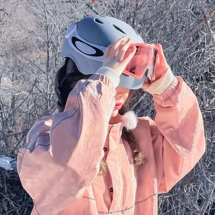 萌子美 虽然她有点怪